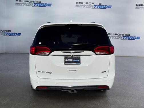 2020 Chrysler Pacifica L