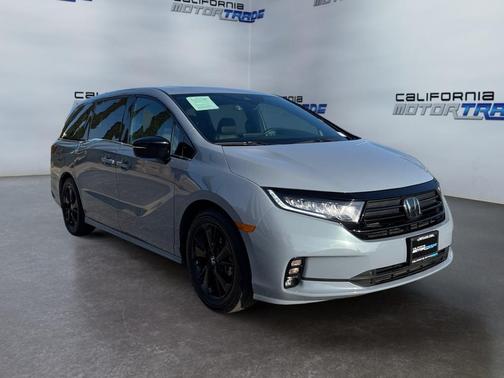 2024 Honda Odyssey Sport