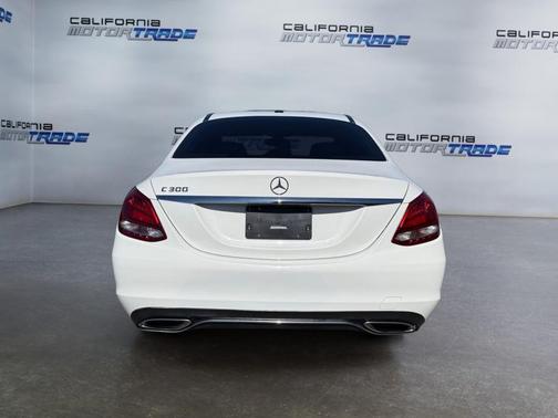 2018 Mercedes-Benz C-Class Sedan