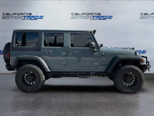 Anvil Clear Coat 2014 Jeep Wrangler Unlimited Sport