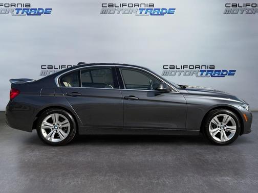 2018 BMW 330 330i