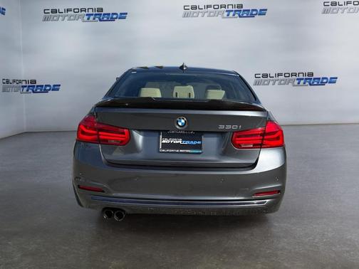 2018 BMW 330 330i
