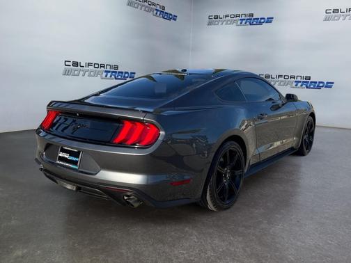 2019 Ford Mustang EcoBoost