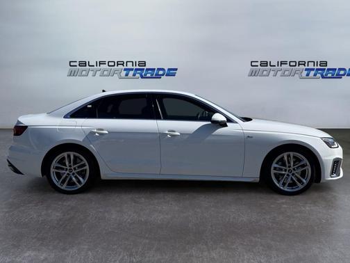 2022 Audi A4 45 S line Premium Plus