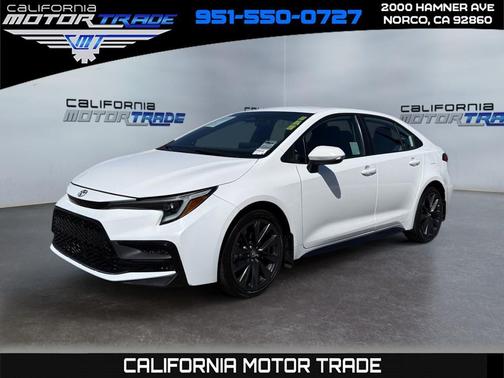 Ice Cap 2023 Toyota Corolla SE