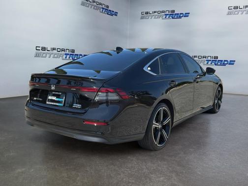 Crystal Black Pearl 2023 Honda Accord Hybrid Sport