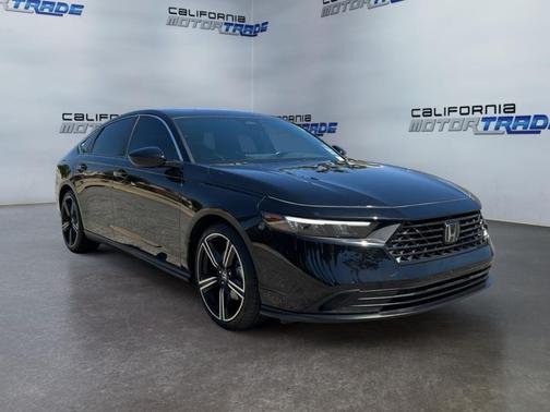 Crystal Black Pearl 2023 Honda Accord Hybrid Sport
