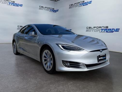 2018 Tesla Model S 75D