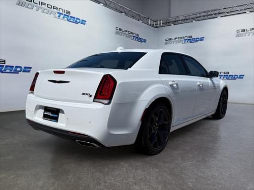 2023 Chrysler 300 S
