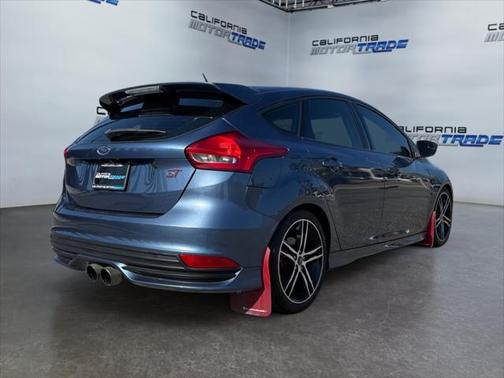 2018 Ford Focus ST