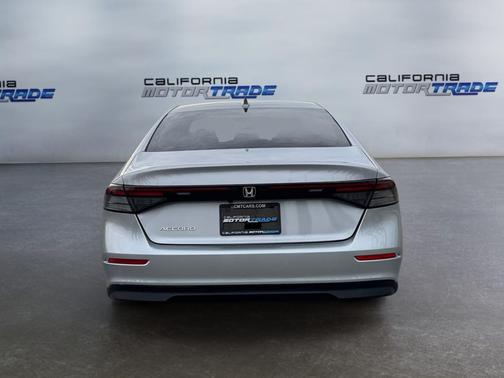 2023 Honda Accord LX 1.5T