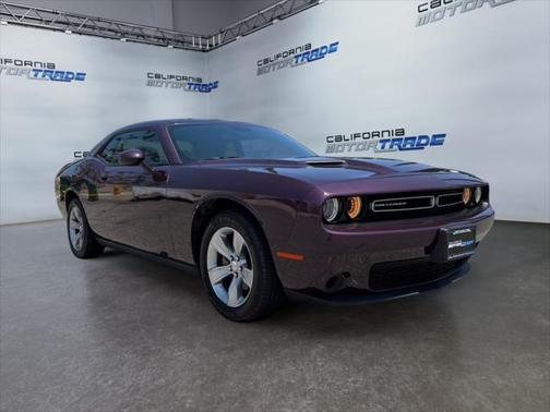 2022 Dodge Challenger SXT