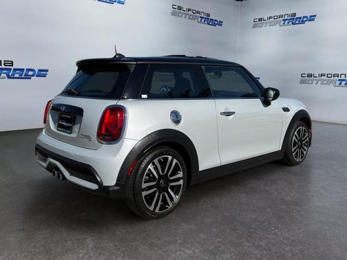 2023 MINI Hardtop Cooper S