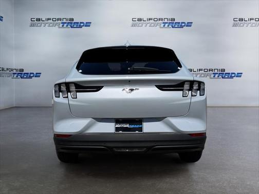 2022 Ford Mustang Mach-E Select
