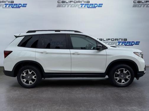 2022 Honda Passport AWD TrailSport