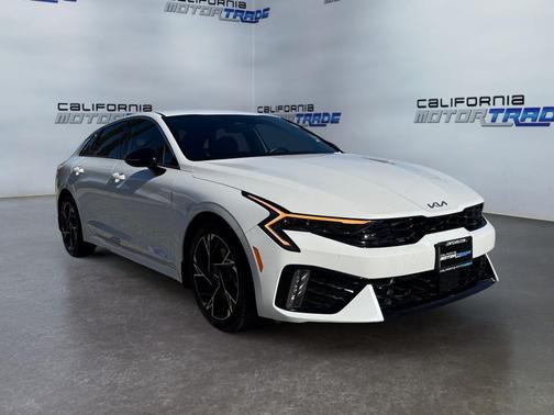 2025 Kia K5 GT-Line