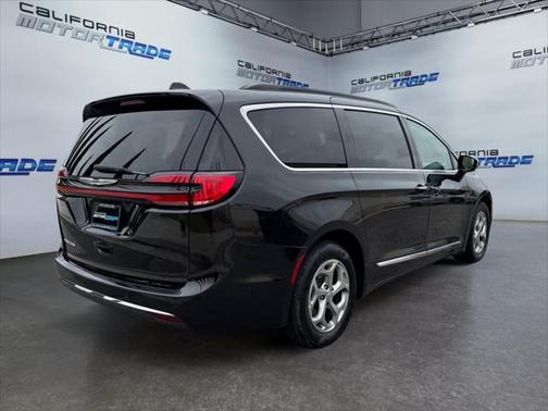 2022 Chrysler Pacifica Limited