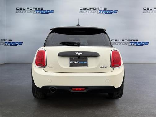 2016 MINI Hardtop Cooper