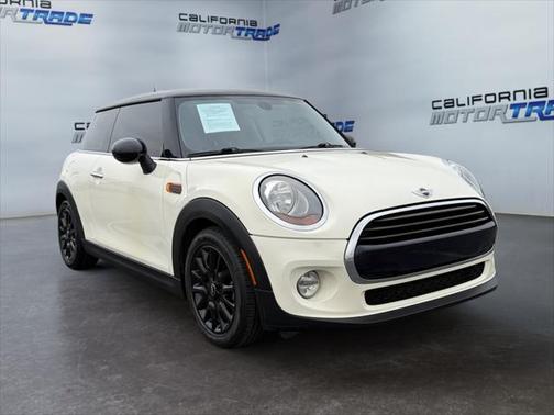 2016 MINI Hardtop Cooper