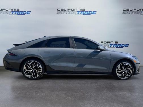 2023 Hyundai IONIQ 6 SEL