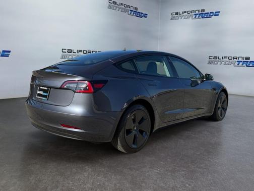 2023 Tesla Model 3 Standard Range