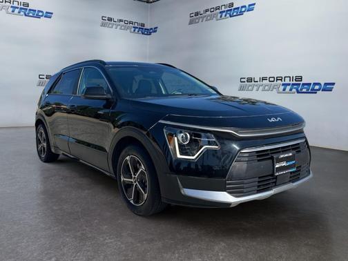 Aurora Black Pearl 2023 Kia Niro EX