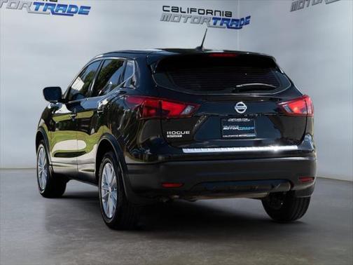 2018 Nissan Rogue Sport S