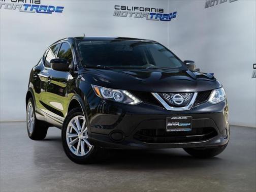 2018 Nissan Rogue Sport S