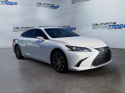 2024 Lexus ES 300h Base