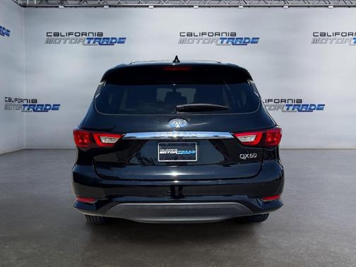 2017 INFINITI QX60 Base
