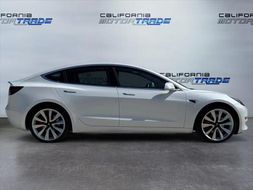 2019 Tesla Model 3 Performance