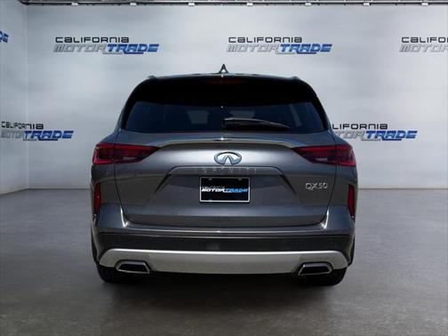 2021 INFINITI QX50 LUXE