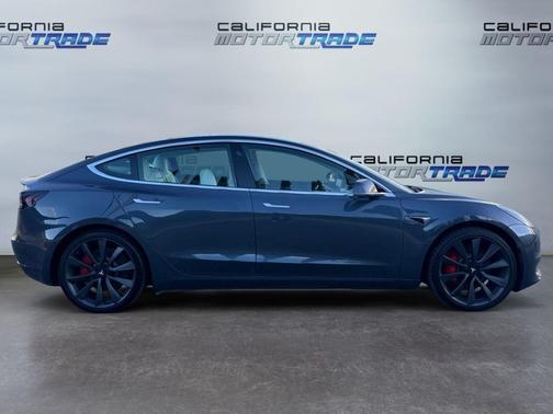 2020 Tesla Model 3 Performance