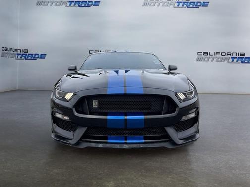 2017 Ford Shelby GT350 Base