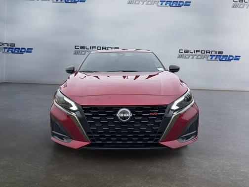 2023 Nissan Altima SR FWD