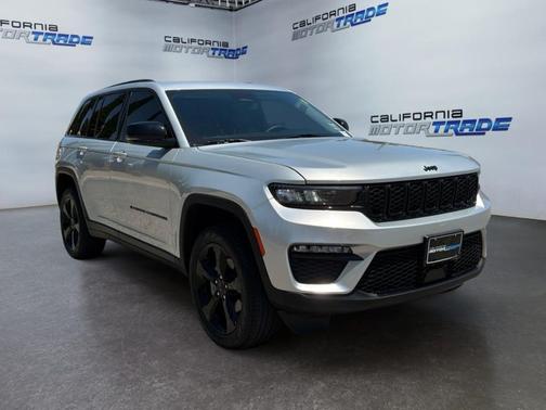 Silver Zynith 2023 Jeep Grand Cherokee Limited