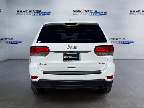 2021 Jeep Grand Cherokee Laredo