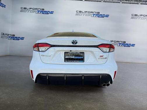 2024 Toyota Corolla Hybrid SE