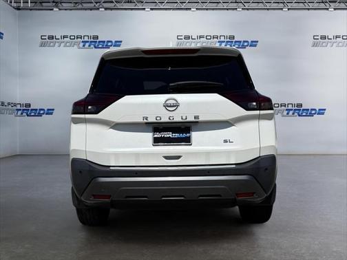 2022 Nissan Rogue SL