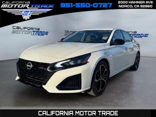 2023 Nissan Altima SR FWD