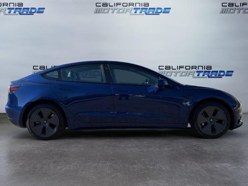 2022 Tesla Model 3 Standard Range