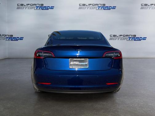 2022 Tesla Model 3 Standard Range