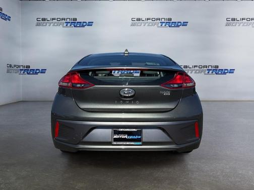 2022 Hyundai IONIQ Hybrid Blue