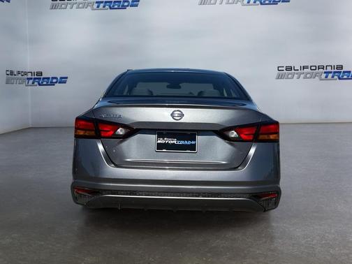 2021 Nissan Altima S FWD
