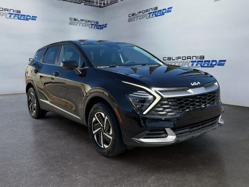 Fusion Black 2024 Kia Sportage Hybrid LX