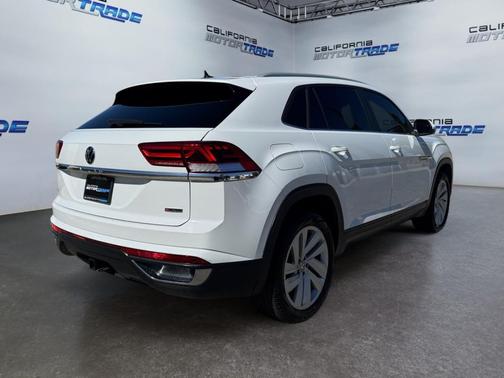 2021 Volkswagen Atlas Cross Sport 2.0T SE w/Technology 4MOTION
