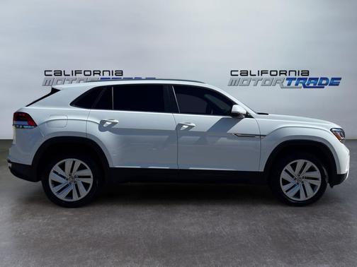 2021 Volkswagen Atlas Cross Sport 2.0T SE w/Technology 4MOTION