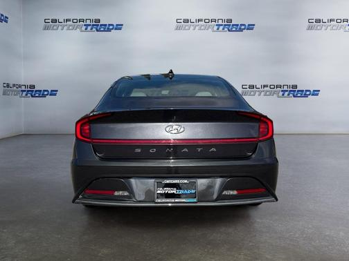 2021 Hyundai SONATA SE