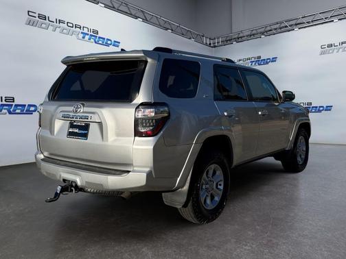 2022 Toyota 4Runner SR5