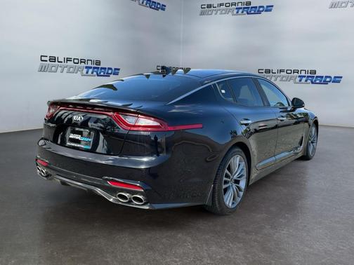 Aurora Black 2019 Kia Stinger Premium